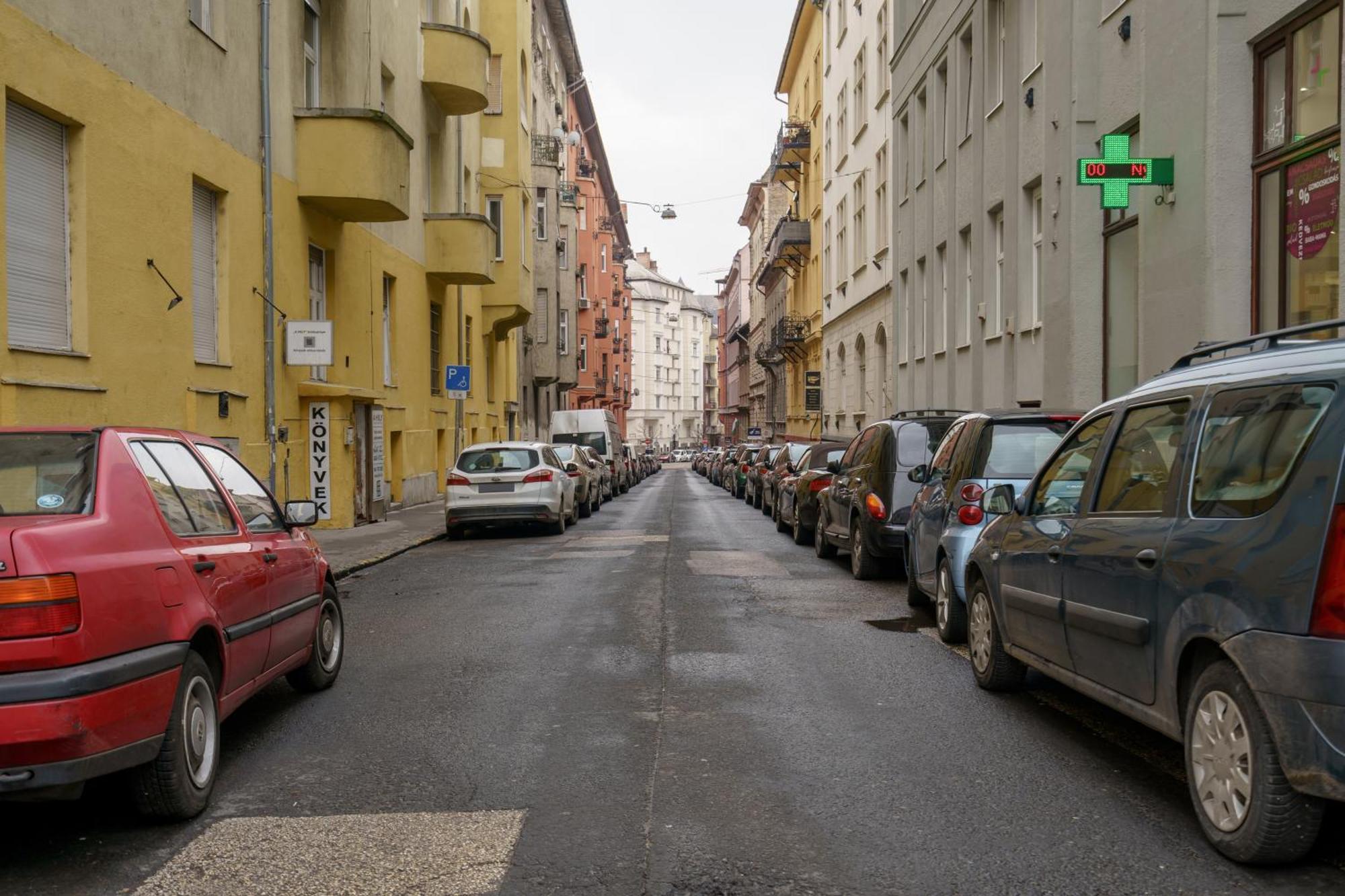 Barka Home In Downtown Buda Budapest Exterior photo