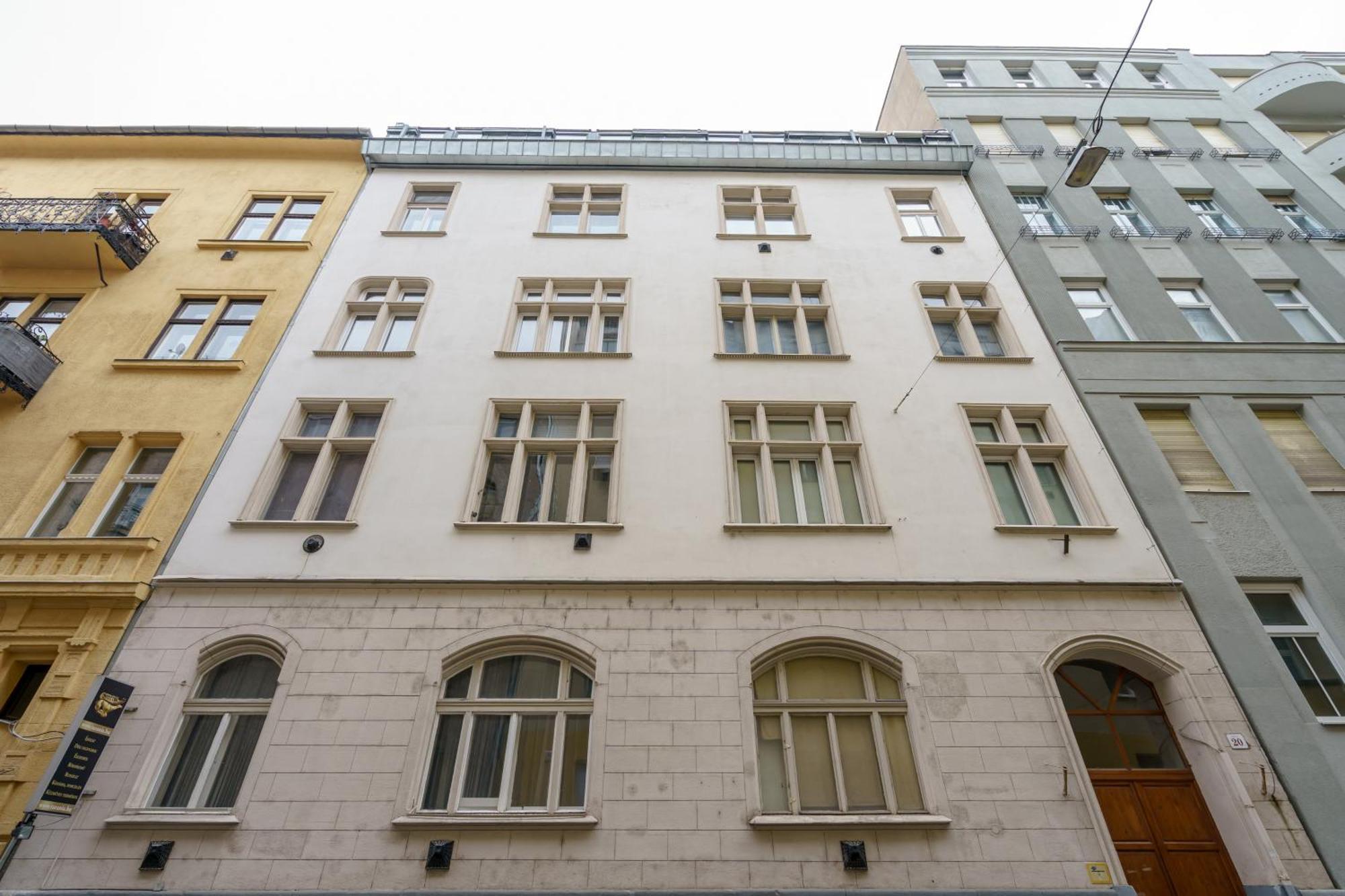 Barka Home In Downtown Buda Budapest Exterior photo
